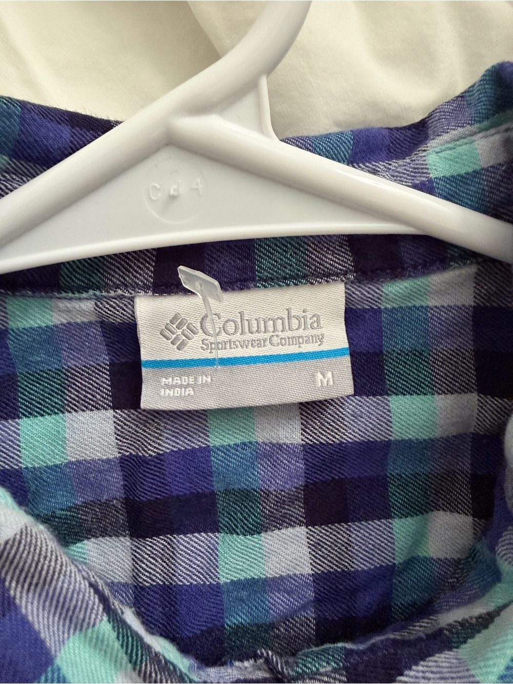 Columbia Women’s Flannel Button Down - Medium